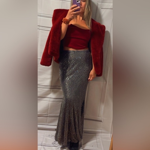 NWT ZARA SEQUIN SKIRT SIZE M
🚨 FINAL PRICE NO OFFER ACCEPT - Picture 14 of 17